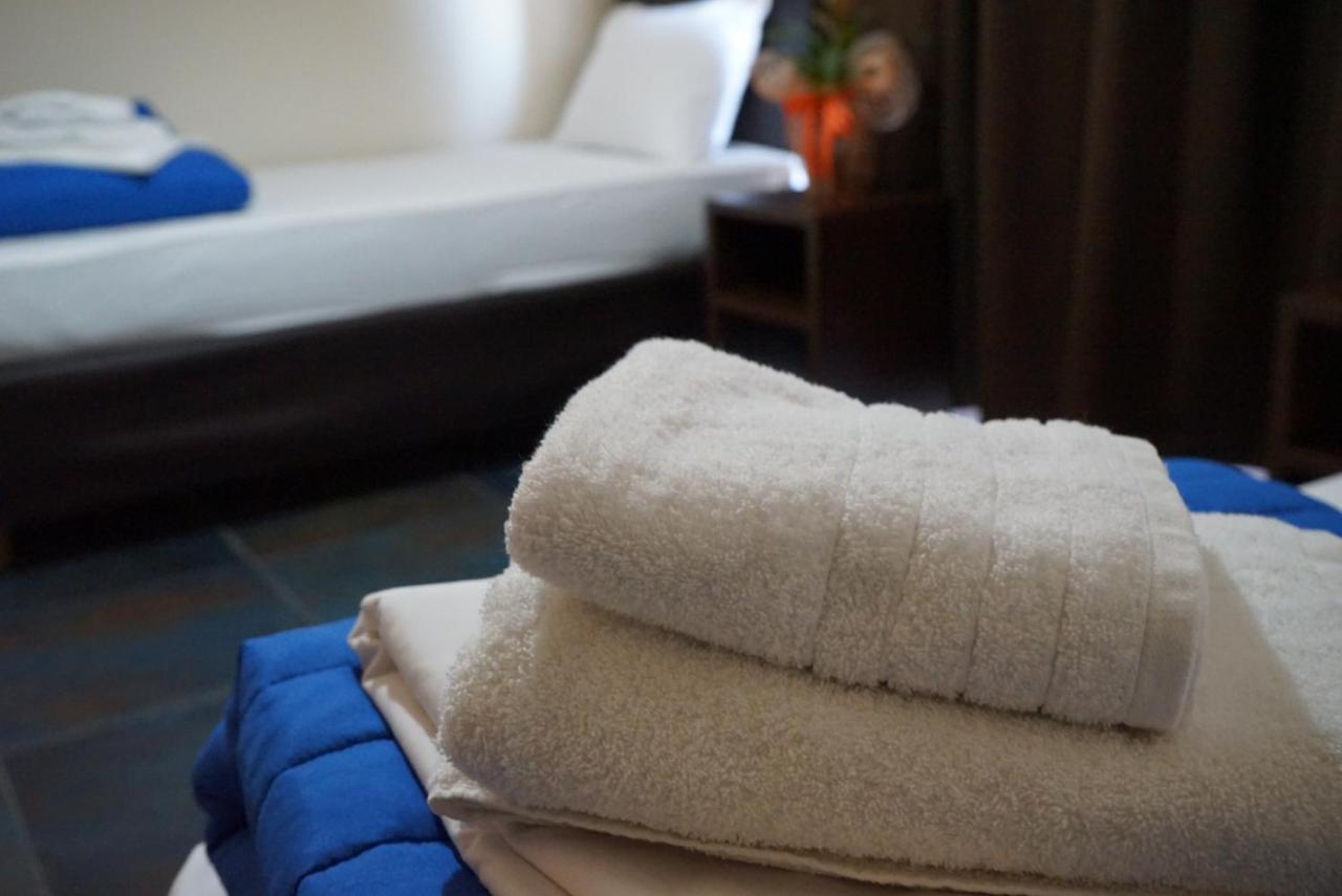 Orpheus Hotel Athén Kültér fotó